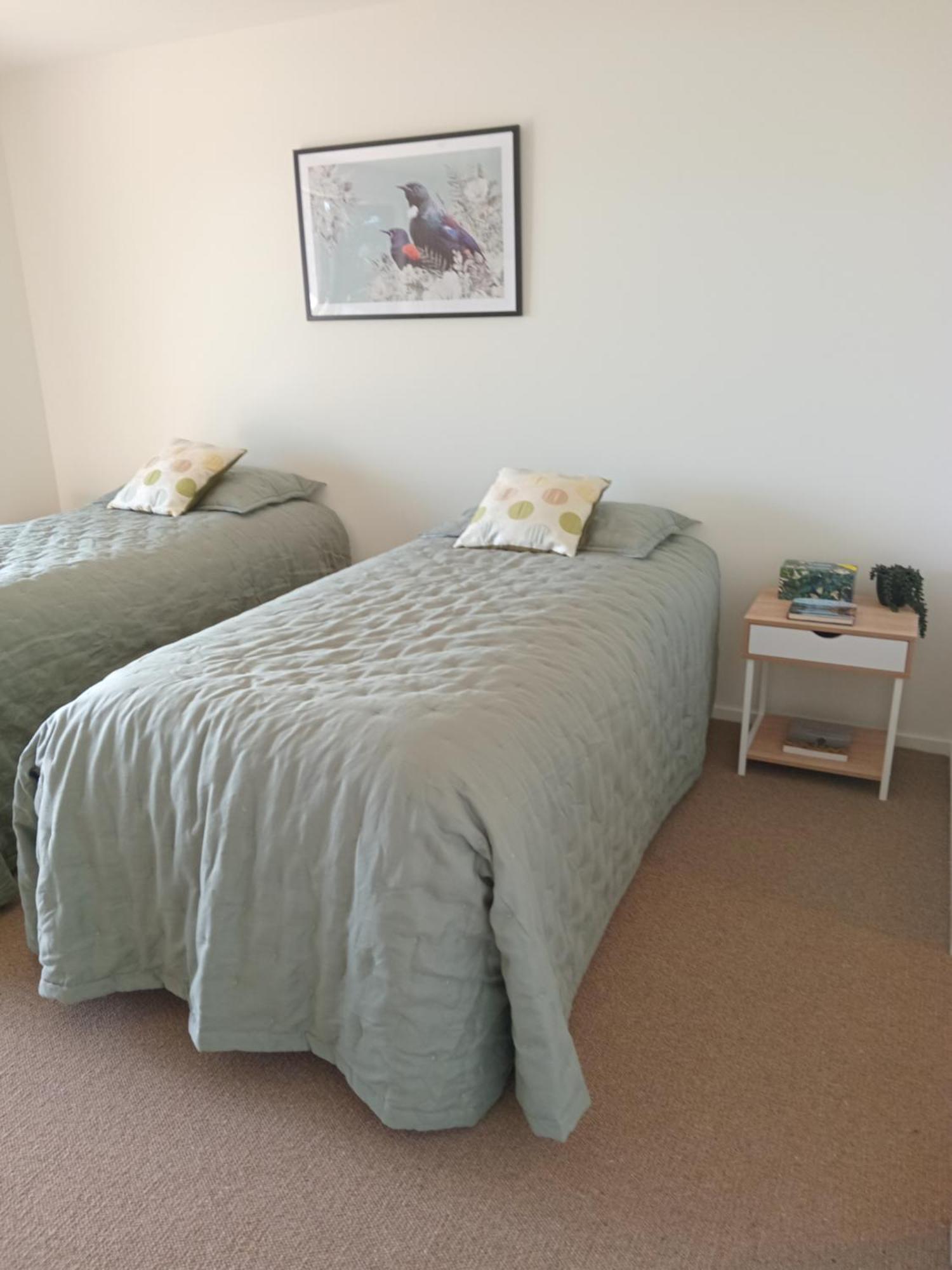 The Views Hotel Dunedin Bagian luar foto