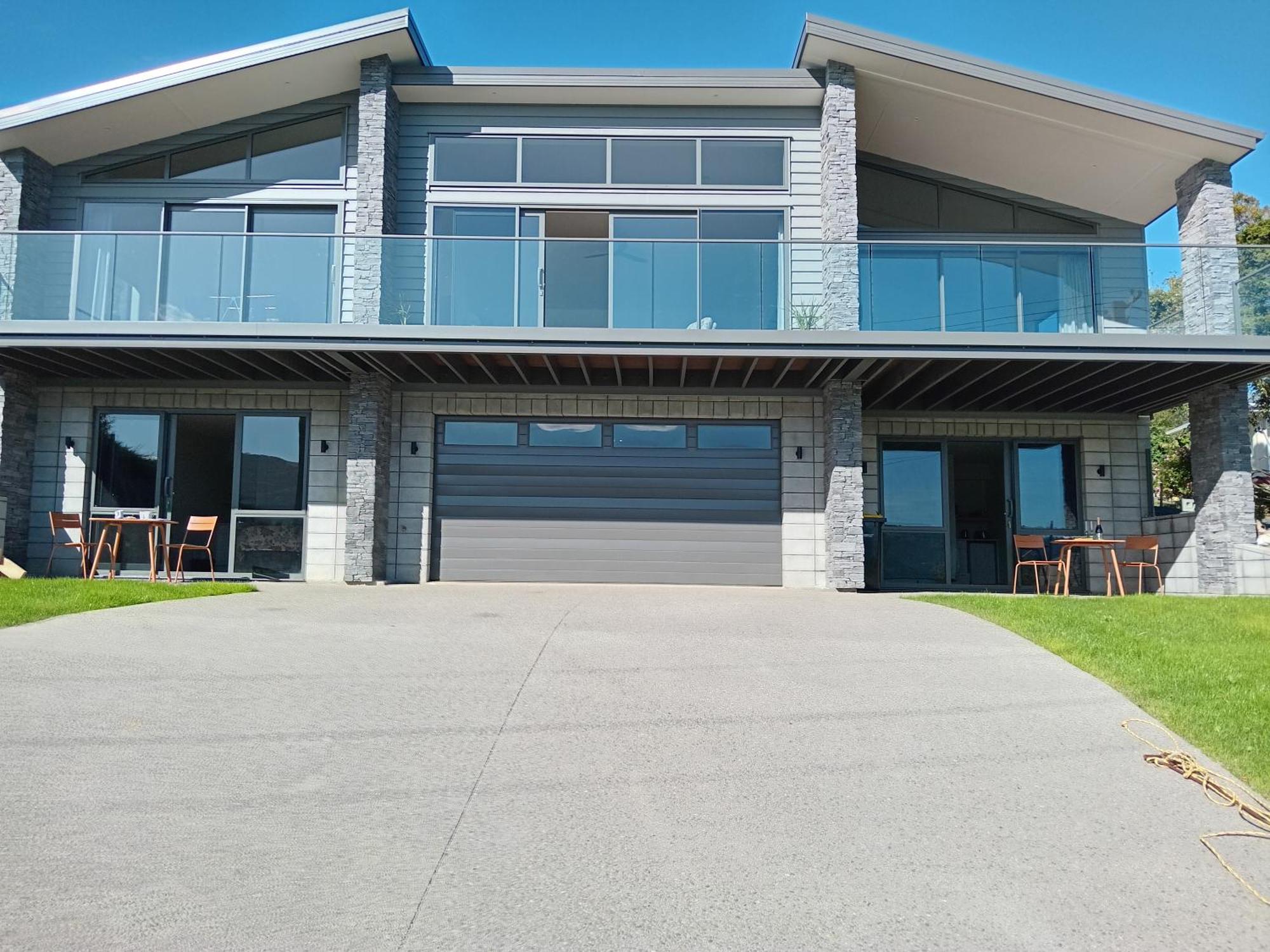 The Views Hotel Dunedin Bagian luar foto