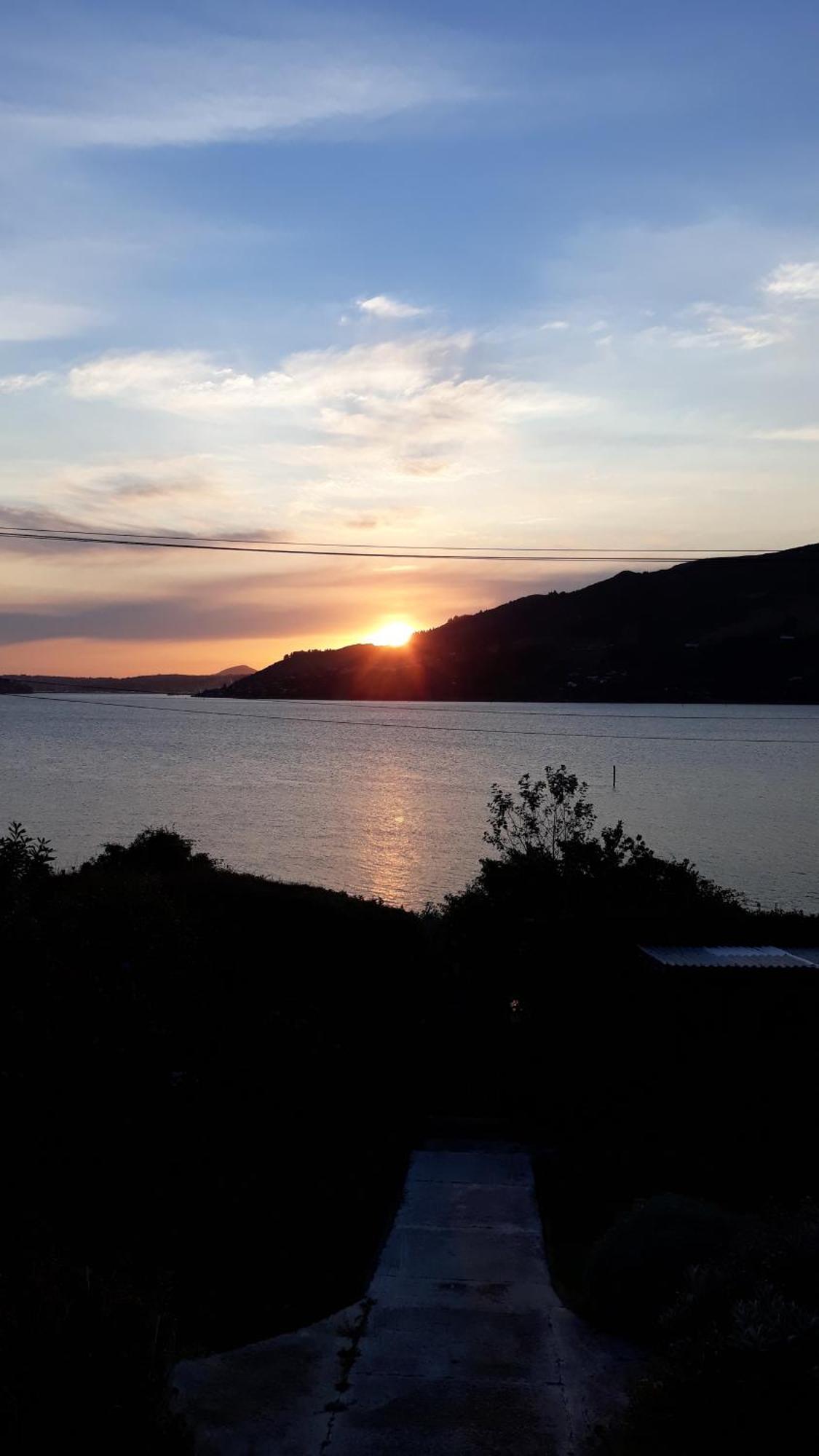 The Views Hotel Dunedin Bagian luar foto